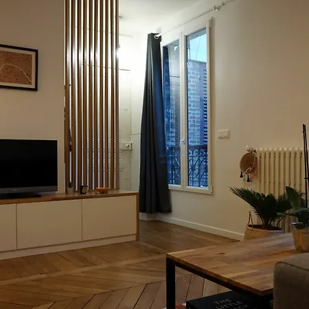Rochechouart - 2 Pieces - 17 Apartament Paryż